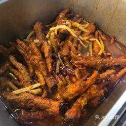 螺蛳粉吃瓜鸡爪图片,探寻螺蛳粉与吃瓜鸡爪的完美邂逅