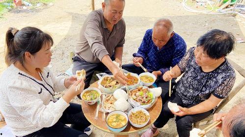 梦到下地摘瓜吃瓜,梦到下地摘瓜吃瓜的奇幻体验