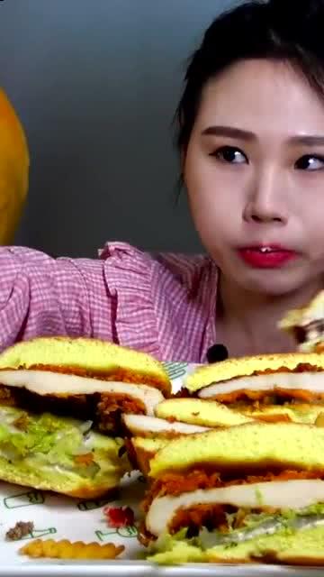 汉堡妹妹吃瓜,汉堡妹妹的瓜田奇遇记